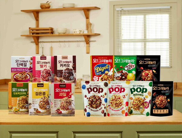 오리온은 간편식사대용식 ‘마켓오네이처 오!그래놀라’(사진)가 2018년 출시 이후 4년 만에 매출이 3배 성장했다고 12일 밝혔다. [사진제공=오리온]