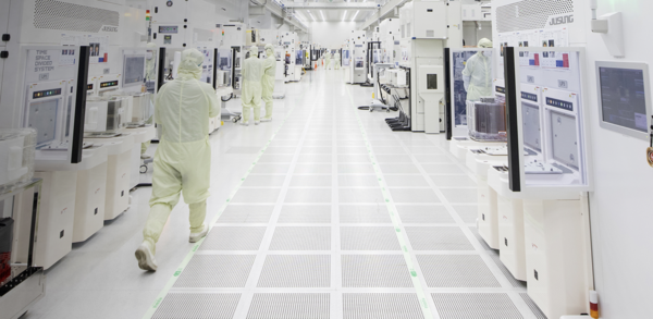 1993년 4월 설립된 주성엔지니어링은 반도체 장비 제조업체다. 코스닥시장에는 1999년 12월 상장됐다. [사진출처=주성엔지니어링]