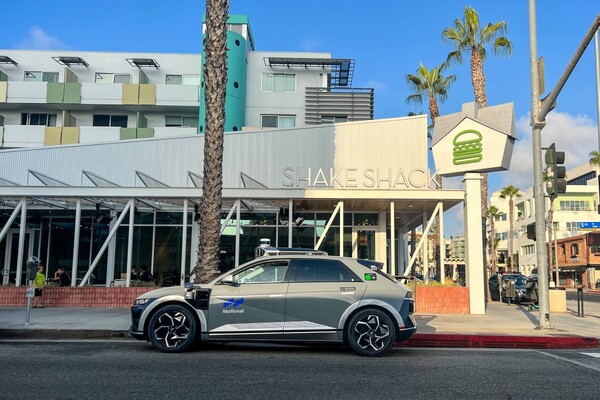 현대차그룹은 의욕적으로 미국 자율주행기업 앱티브(Aptiv)와 함께 모셔널(Motional)을 설립했다. 모셔널은 최근 자율주행 로보택시로 무사고로 200만㎞를 운전하는 데 성공했다. 해당 시험은 미국 라스베이거스 인근에서 시행됐다. SK증권은 현대오토에버에 대해 “장기 성장성이 보장된 현대차그룹 자율주행 관련 핵심 기업”이라고 평가했다. 사진은 모셔널의 로보택시. [사진출처=모셔널]