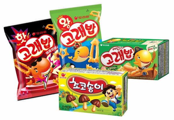 오리온은 어른이지만 어린 시절의 추억의 상품을 소비하는 키덜트족들이 늘면서 ‘초코송이’와 ‘고래밥’이 소비층을 확대하며 세대를 넘어 인기를 끌고 있다고 10일 밝혔다. [사진제공=오리온]